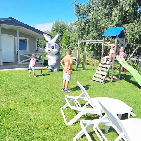 Domki Nadmorska Oaza Nad Morzem I Jeziorem Jezierzany Eksteriør bilde