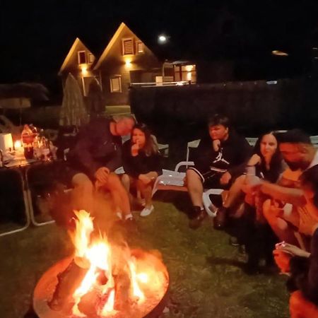 Domki Nadmorska Oaza Nad Morzem I Jeziorem Jezierzany Eksteriør bilde