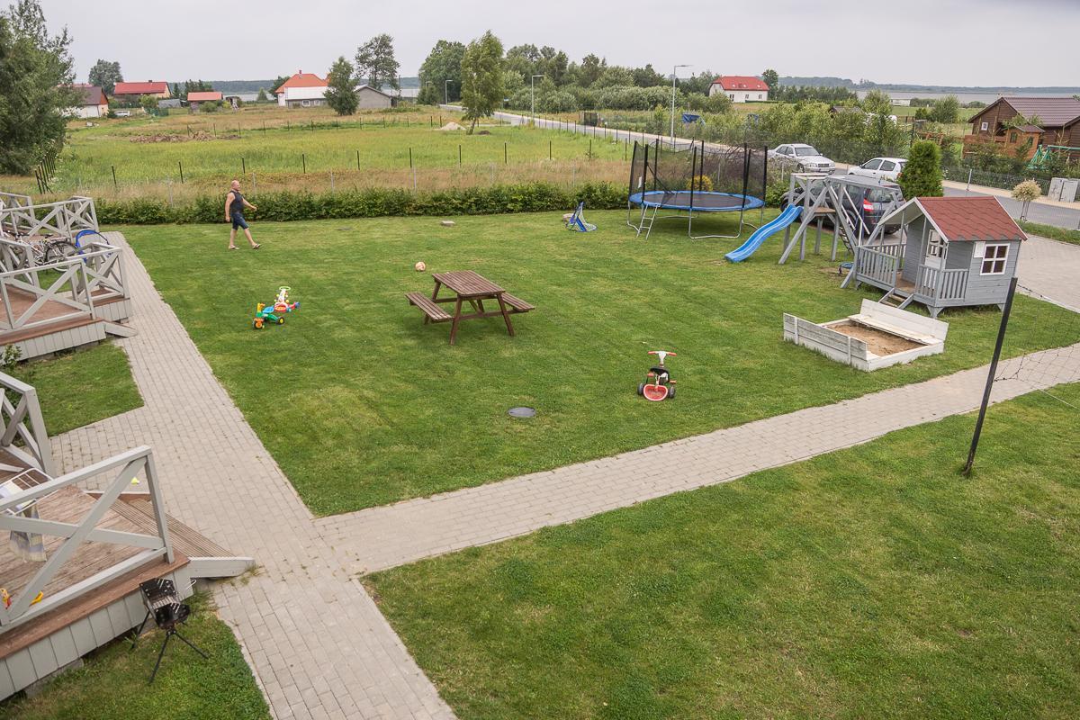 Domki Nadmorska Oaza Nad Morzem I Jeziorem Jezierzany Eksteriør bilde
